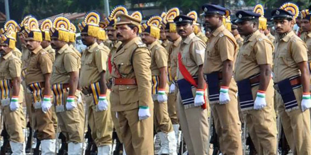 Kerala government orders major IPS reshuffle, including 'Kafir' case investigator Kerala government orders major IPS reshuffle, including 'Kafir' case investigator